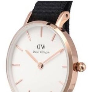 Daniel Wellington Gold Face Navy Fabric Strap